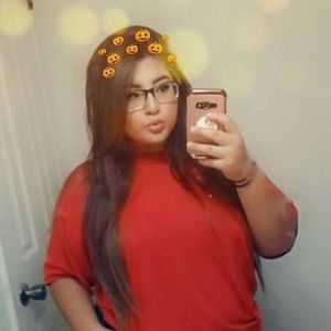 Meet your Posher, Vivian